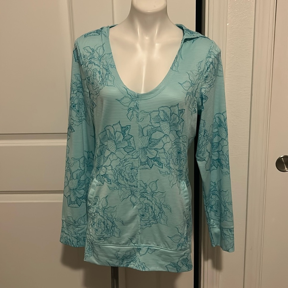 The north face top
